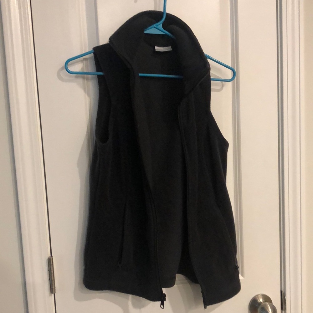 Black Columbia vest